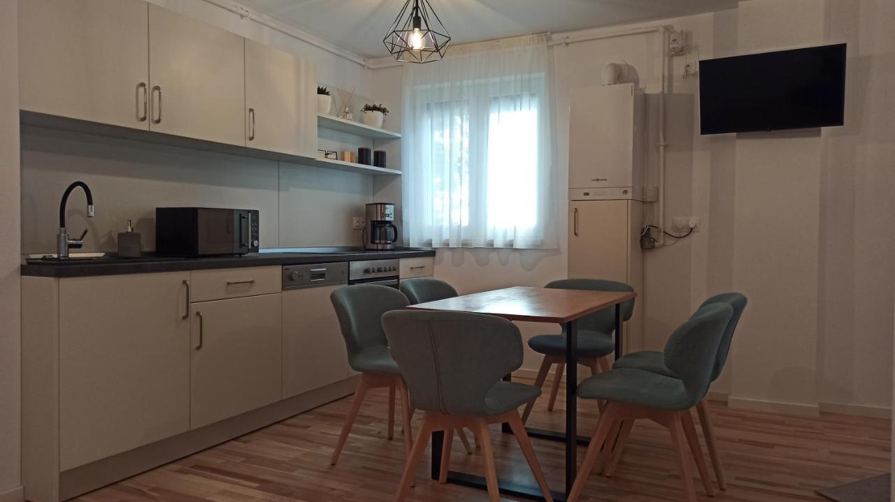 Appartement Chrysanthemum à Sighişoara Extérieur photo