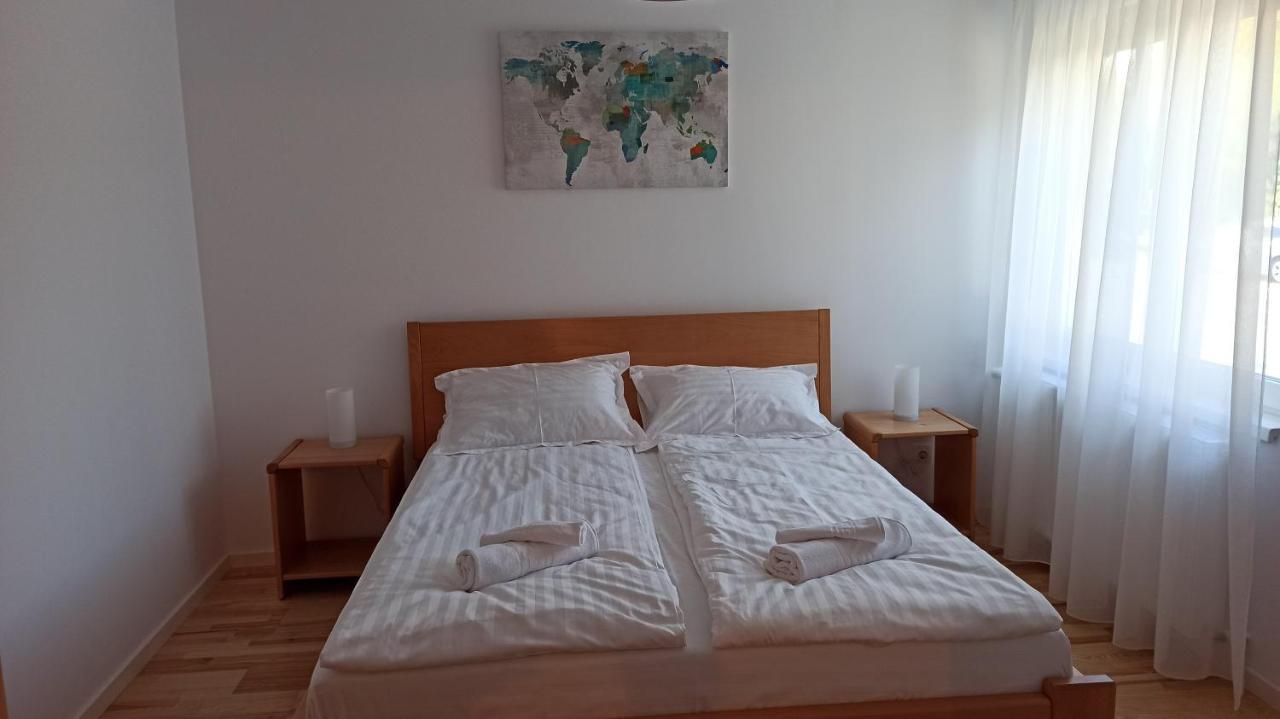 Appartement Chrysanthemum à Sighişoara Extérieur photo